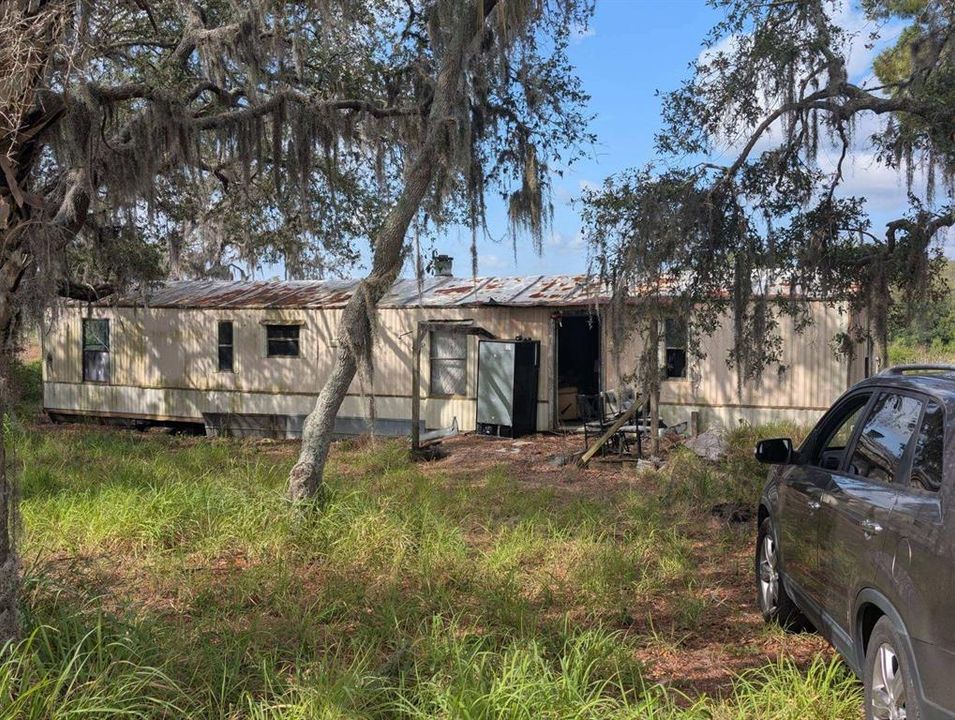 最近售出: $43,999 (2 贝兹, 1 浴室, 784 平方英尺)