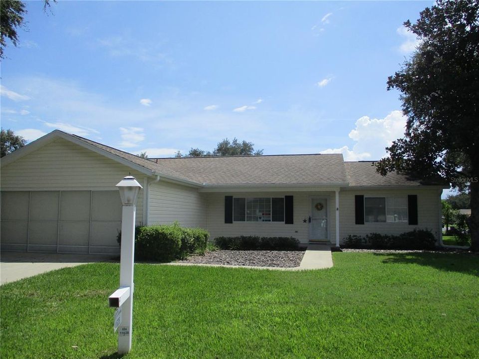 Под контрактом: $224,000 (2 спален, 2 ванн, 1536 Квадратных фут)