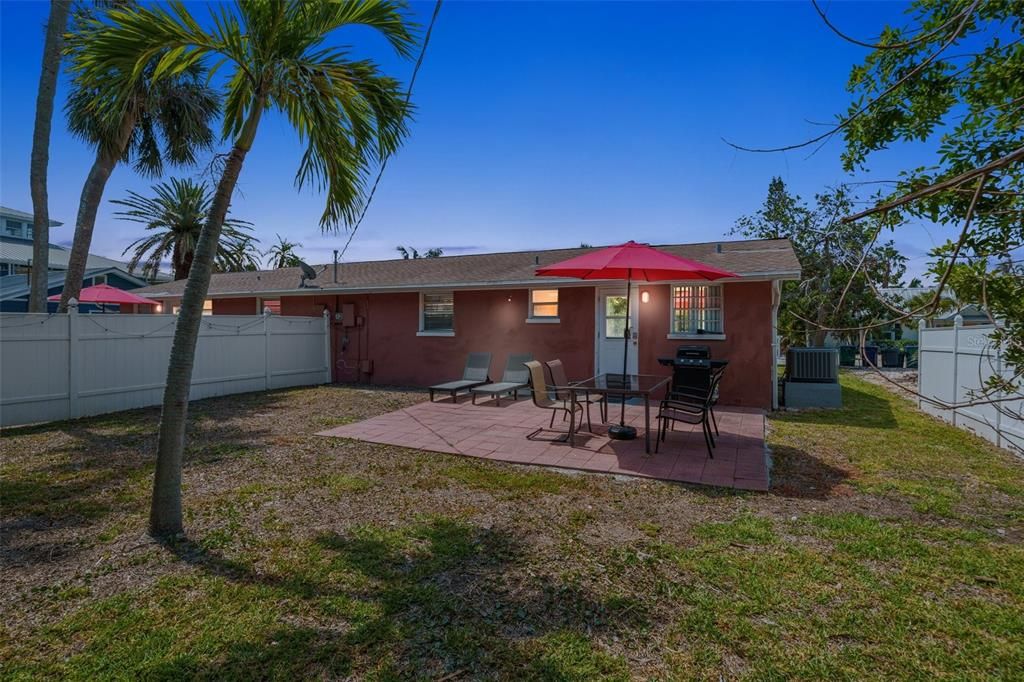 For Sale: $1,300,000 (4 beds, 0 baths, 1738 Square Feet)