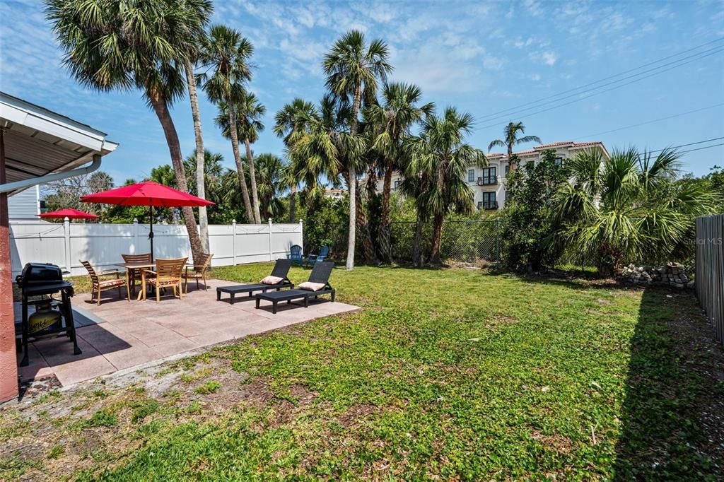 For Sale: $1,300,000 (4 beds, 0 baths, 1738 Square Feet)