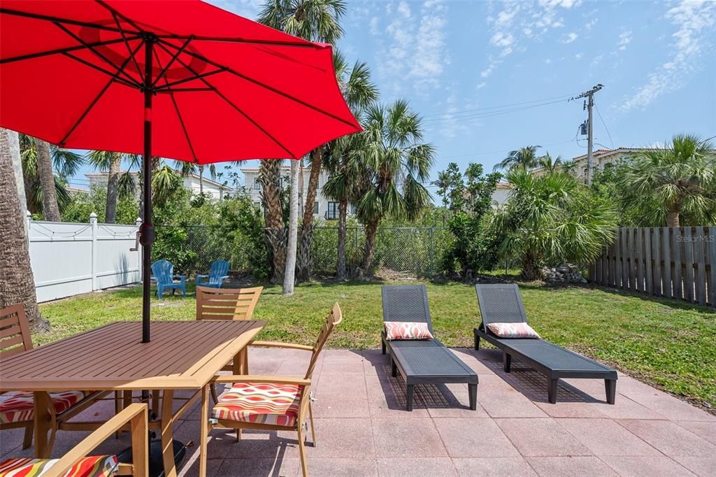 For Sale: $1,300,000 (4 beds, 0 baths, 1738 Square Feet)