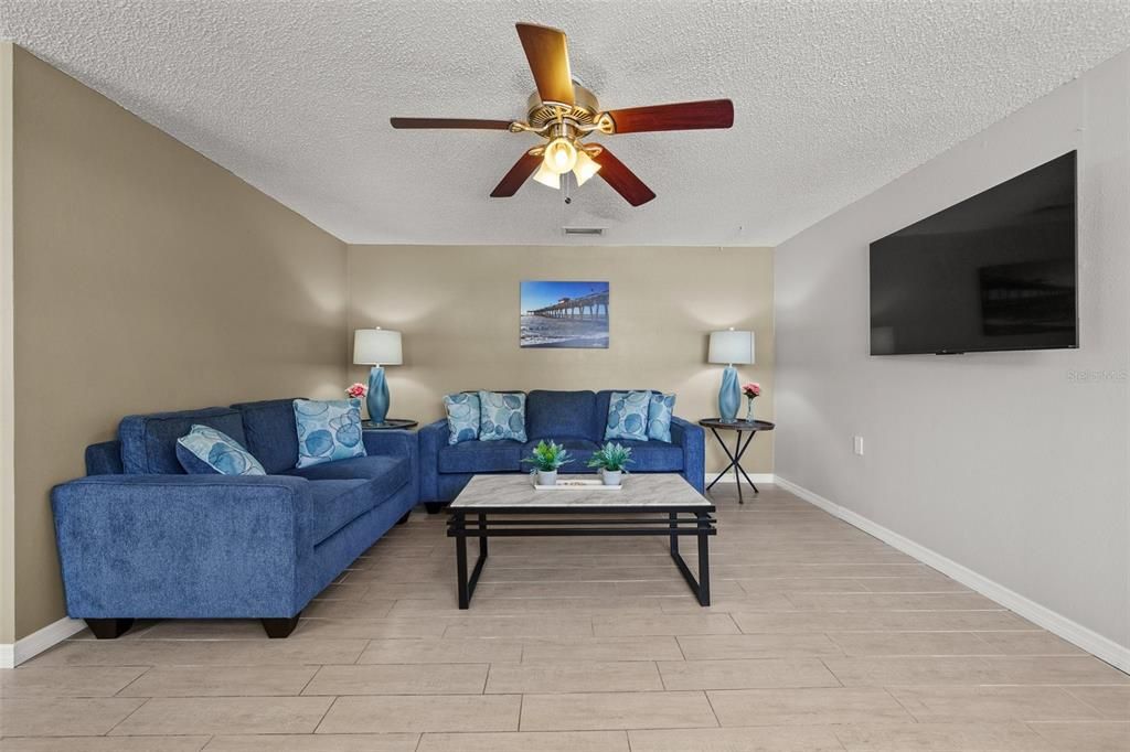 For Sale: $1,300,000 (4 beds, 0 baths, 1738 Square Feet)