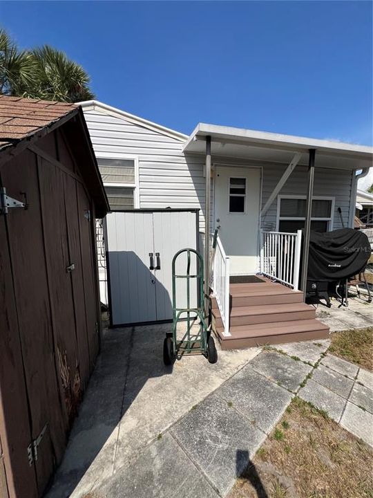 待售: $124,900 (2 贝兹, 1 浴室, 768 平方英尺)