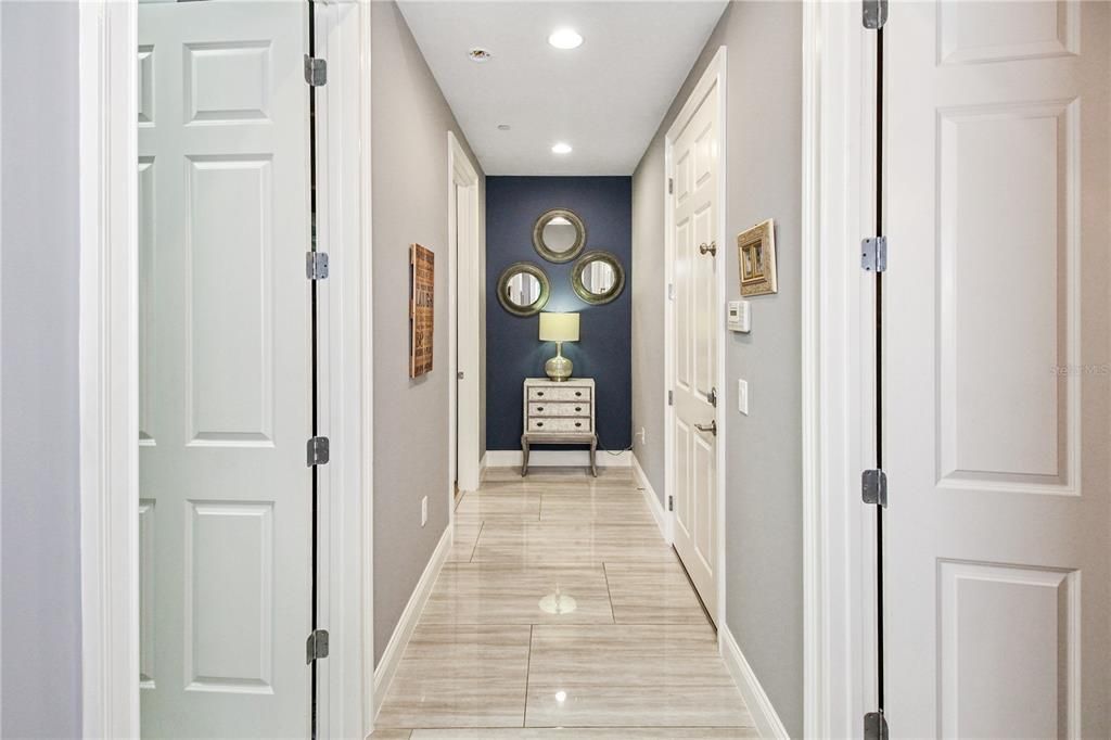 待售: $3,200,000 (6 贝兹, 6 浴室, 6560 平方英尺)