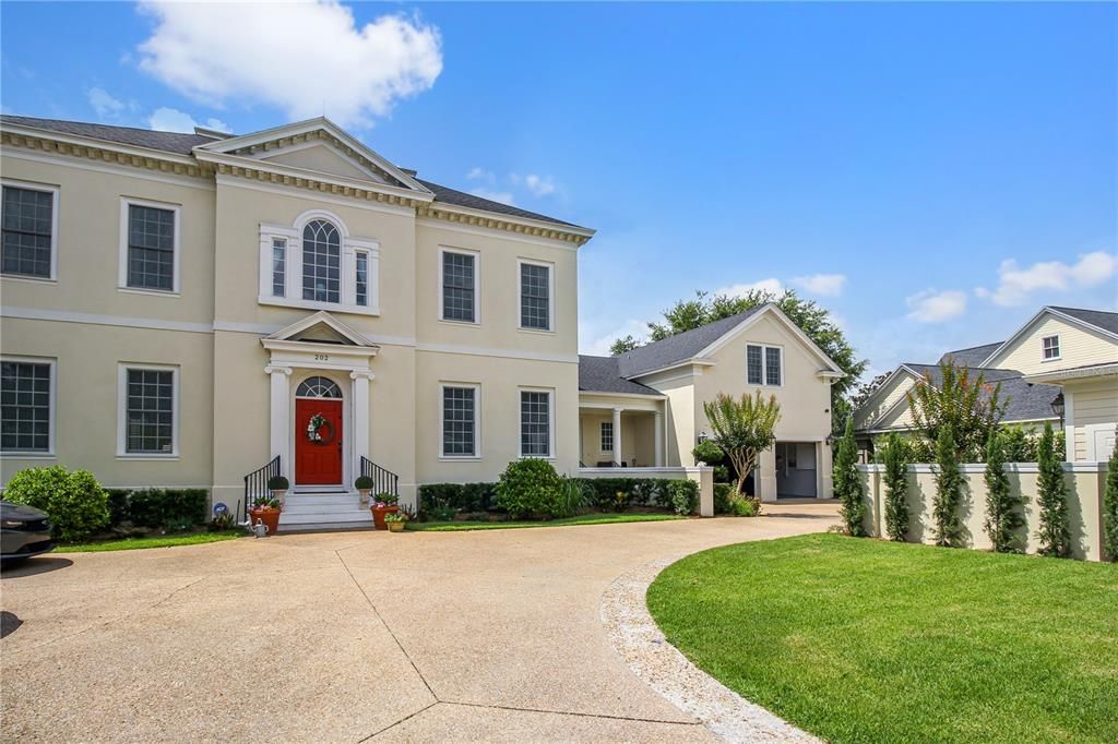 待售: $3,200,000 (6 贝兹, 6 浴室, 6560 平方英尺)