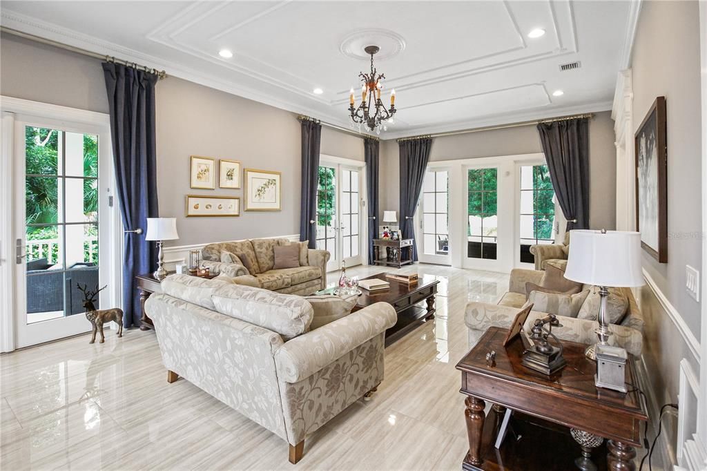 待售: $3,200,000 (6 贝兹, 6 浴室, 6560 平方英尺)