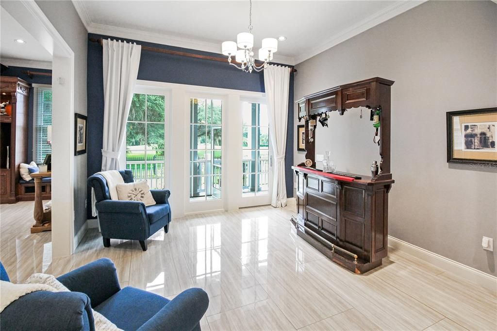 待售: $3,200,000 (6 贝兹, 6 浴室, 6560 平方英尺)