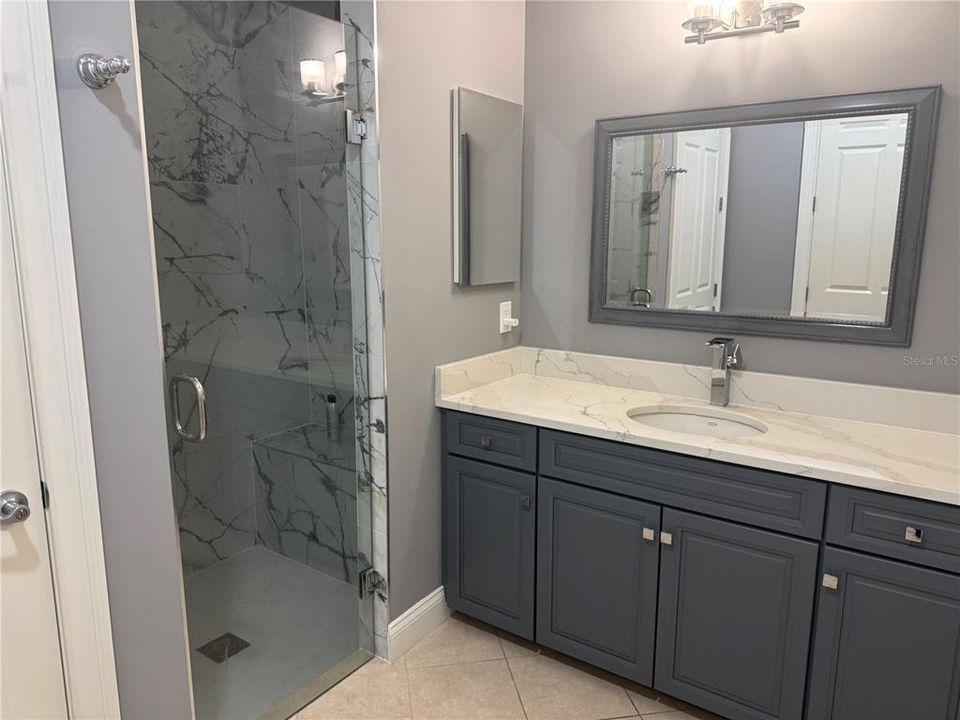 待售: $3,200,000 (6 贝兹, 6 浴室, 6560 平方英尺)