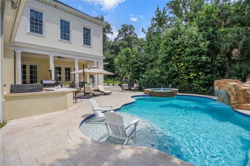 待售: $3,200,000 (6 贝兹, 6 浴室, 6560 平方英尺)