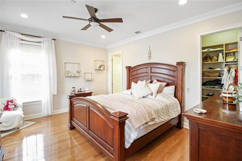 待售: $3,200,000 (6 贝兹, 6 浴室, 6560 平方英尺)