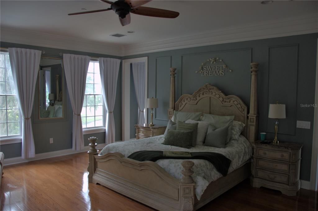 待售: $3,200,000 (6 贝兹, 6 浴室, 6560 平方英尺)