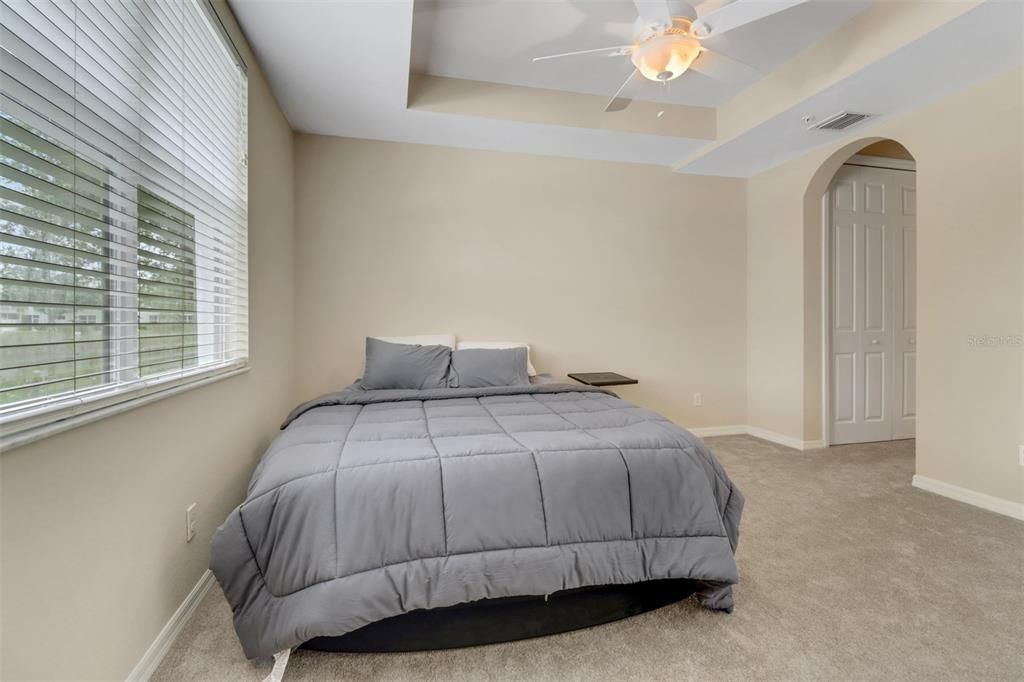 For Sale: $425,000 (3 beds, 2 baths, 1985 Square Feet)