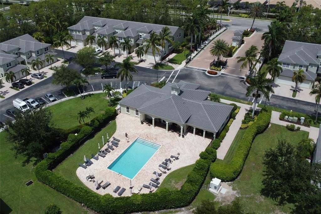 For Sale: $425,000 (3 beds, 2 baths, 1985 Square Feet)