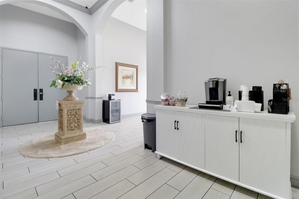 For Sale: $425,000 (3 beds, 2 baths, 1985 Square Feet)