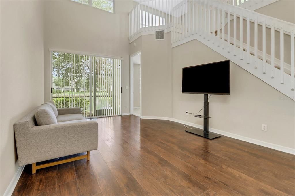 For Sale: $425,000 (3 beds, 2 baths, 1985 Square Feet)