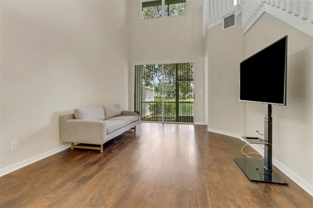 For Sale: $425,000 (3 beds, 2 baths, 1985 Square Feet)