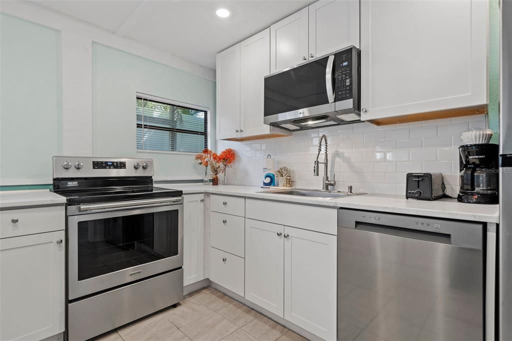 For Sale: $1,575,000 (5 beds, 0 baths, 2320 Square Feet)