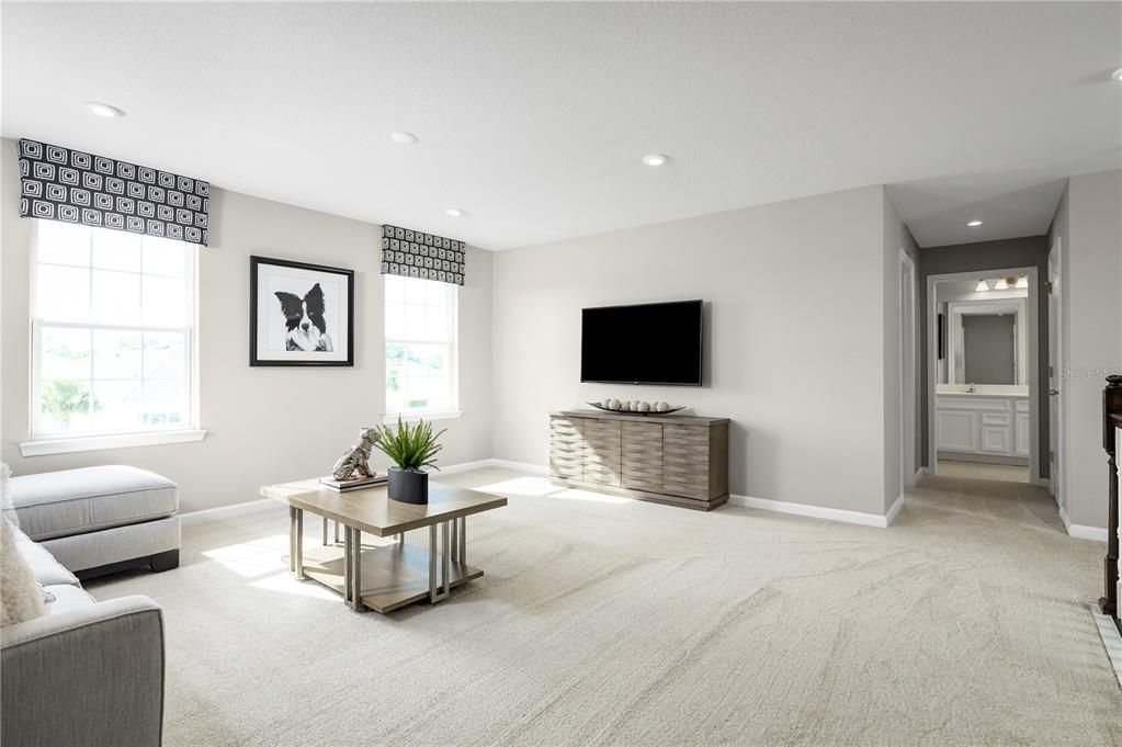 合同活跃: $498,290 (4 贝兹, 3 浴室, 3287 平方英尺)