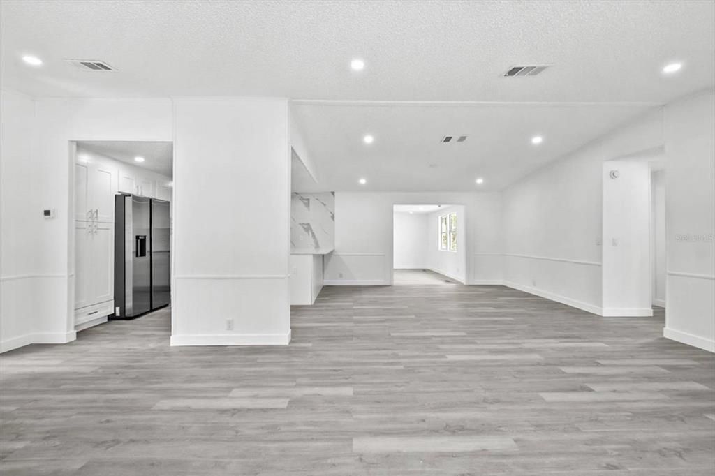 Active With Contract: $269,950 (4 beds, 3 baths, 2052 Square Feet)