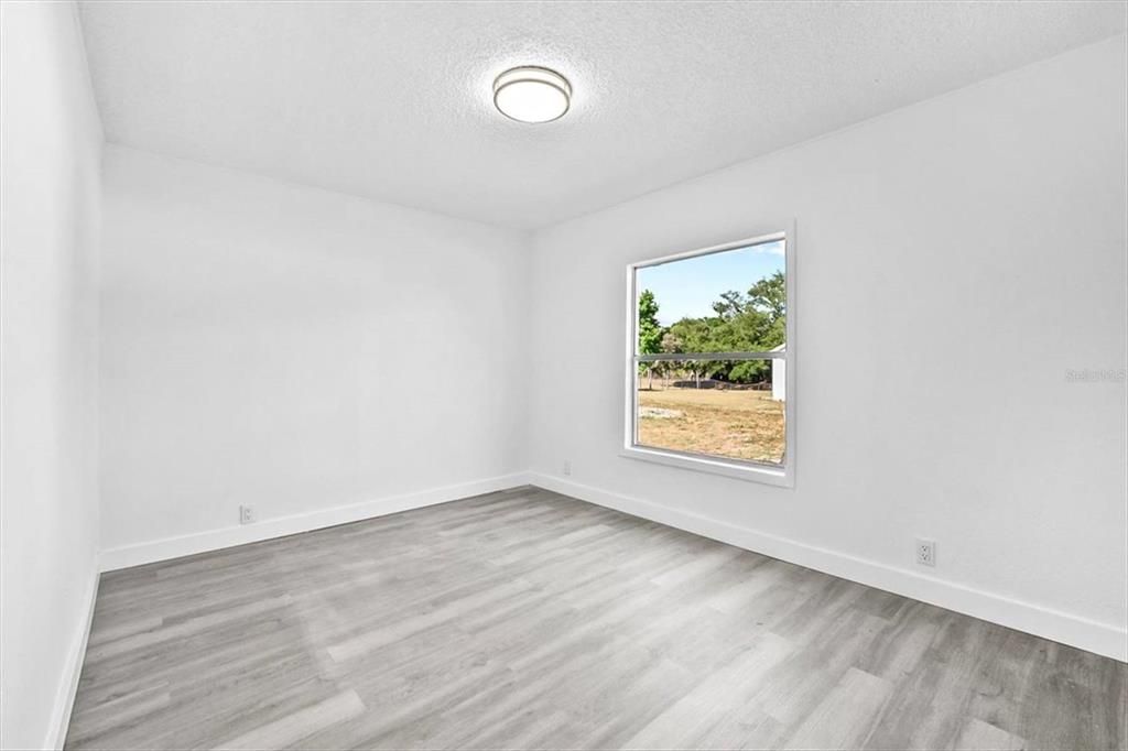 Active With Contract: $269,950 (4 beds, 3 baths, 2052 Square Feet)