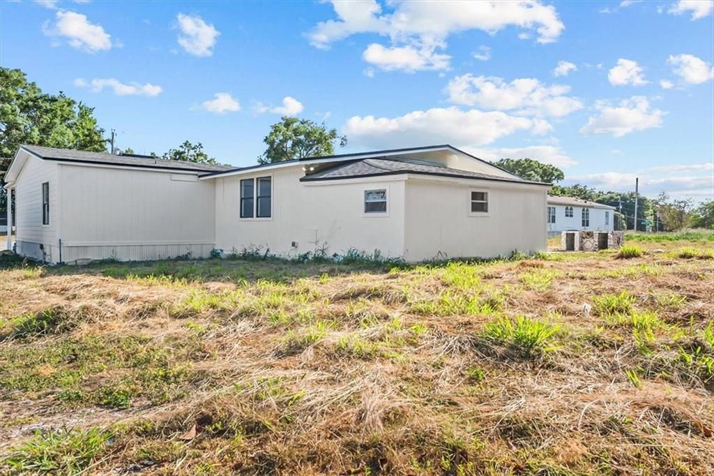 Active With Contract: $269,950 (4 beds, 3 baths, 2052 Square Feet)