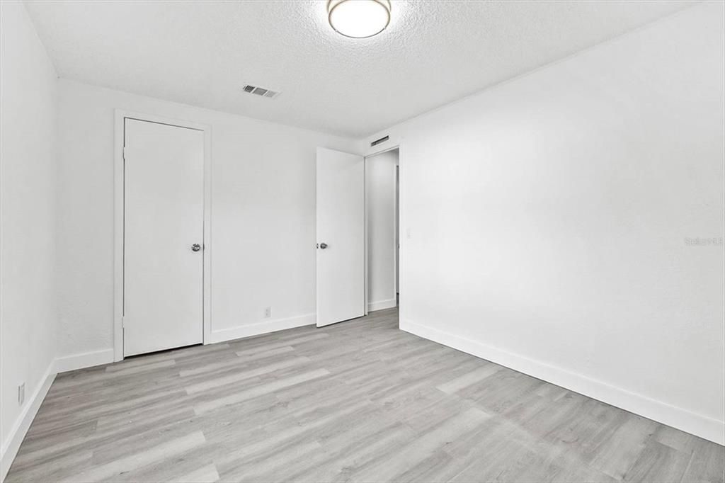 Active With Contract: $269,950 (4 beds, 3 baths, 2052 Square Feet)