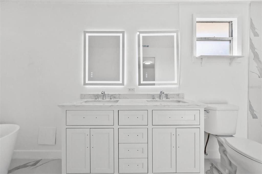 Active With Contract: $269,950 (4 beds, 3 baths, 2052 Square Feet)