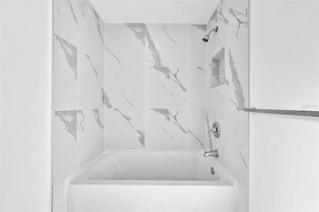 Active With Contract: $269,950 (4 beds, 3 baths, 2052 Square Feet)