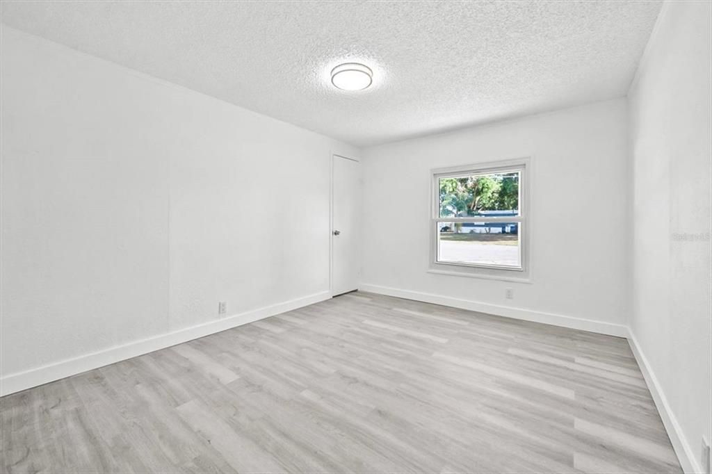 Active With Contract: $269,950 (4 beds, 3 baths, 2052 Square Feet)