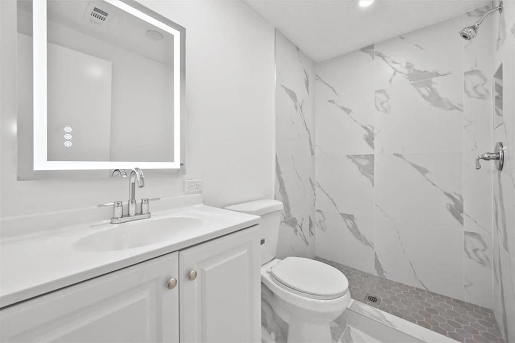 Active With Contract: $269,950 (4 beds, 3 baths, 2052 Square Feet)