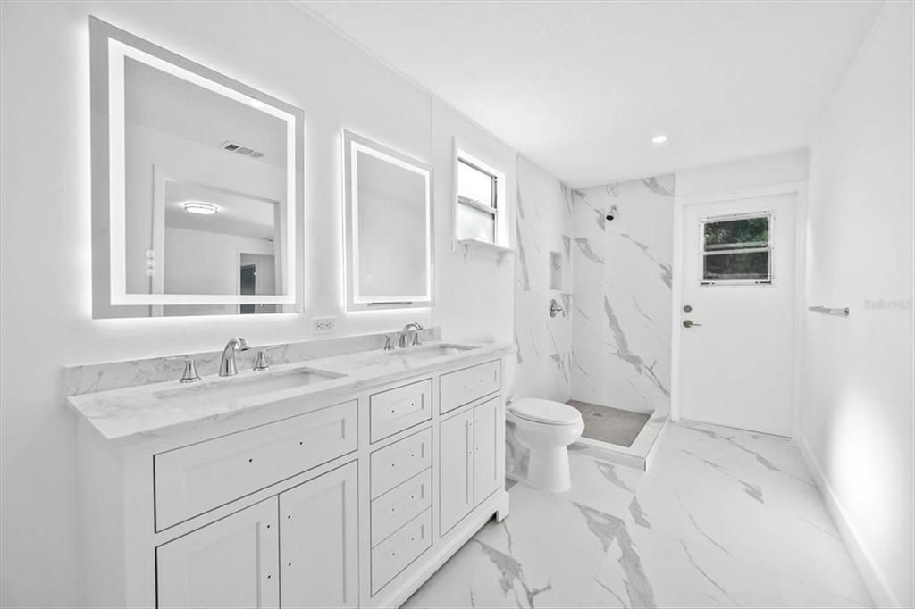 Active With Contract: $269,950 (4 beds, 3 baths, 2052 Square Feet)