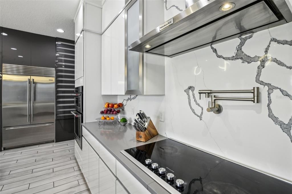 На продажу: $1,989,999 (5 спален, 5 ванн, 5449 Квадратных фут)