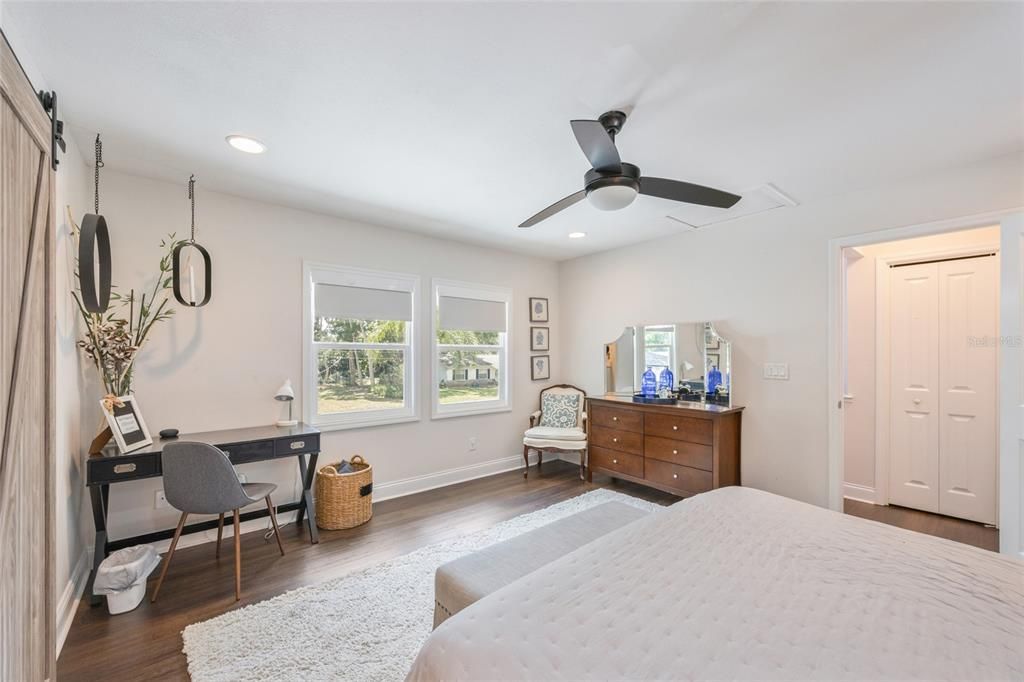 For Rent: $4,450 (3 beds, 2 baths, 1914 Square Feet)