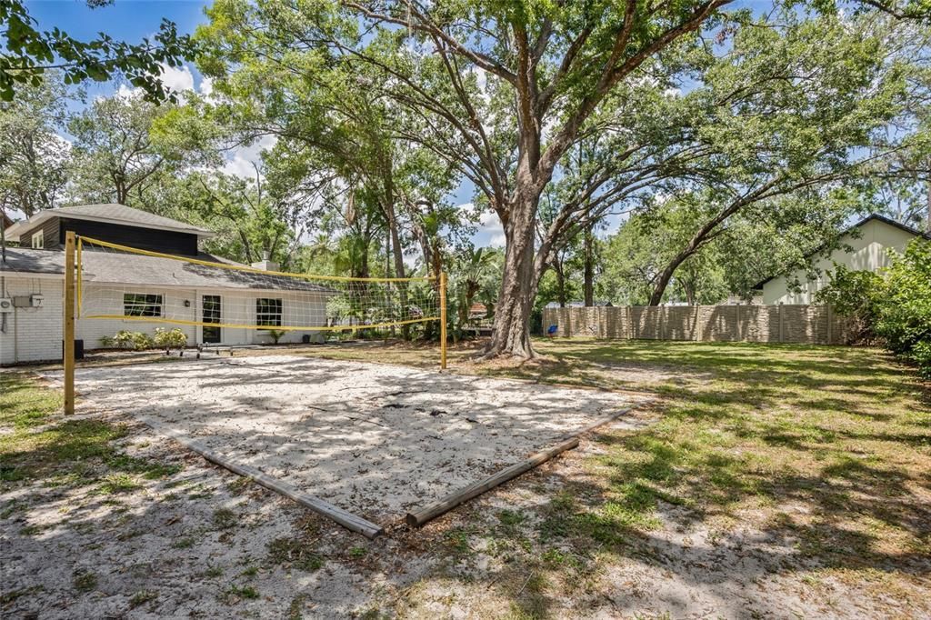 For Rent: $4,450 (3 beds, 2 baths, 1914 Square Feet)