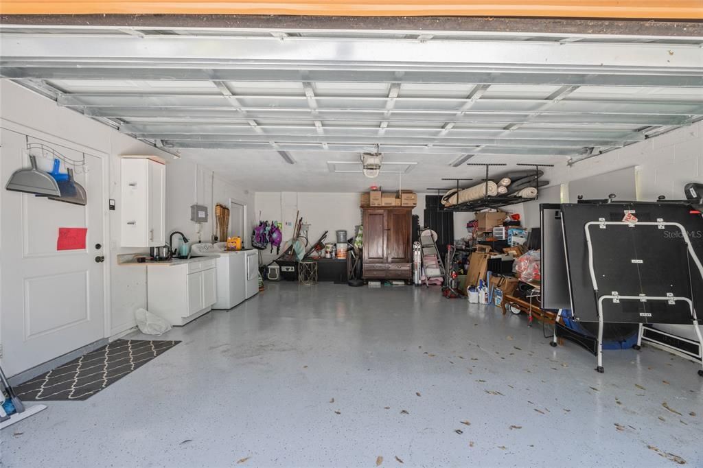 For Rent: $4,450 (3 beds, 2 baths, 1914 Square Feet)