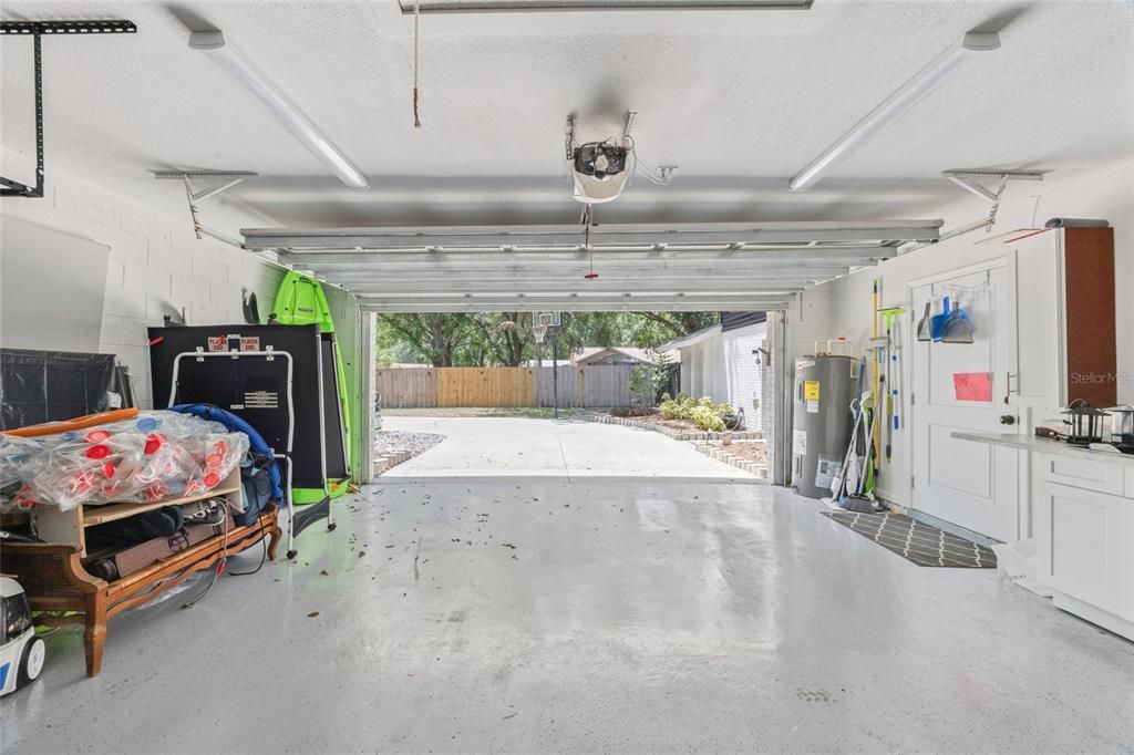 For Rent: $4,450 (3 beds, 2 baths, 1914 Square Feet)