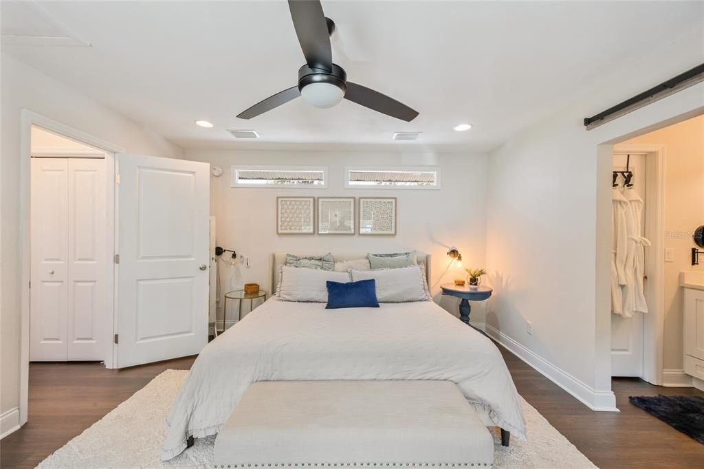 For Rent: $4,450 (3 beds, 2 baths, 1914 Square Feet)