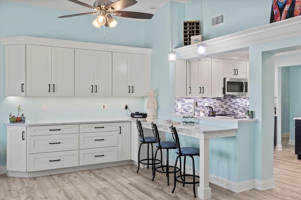 Active With Contract: $679,000 (3 beds, 2 baths, 2094 Square Feet)