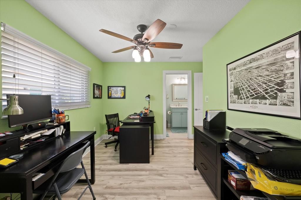 Active With Contract: $679,000 (3 beds, 2 baths, 2094 Square Feet)