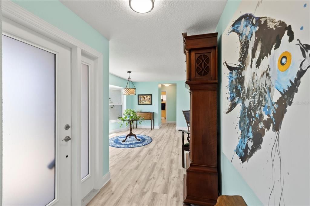 Active With Contract: $679,000 (3 beds, 2 baths, 2094 Square Feet)