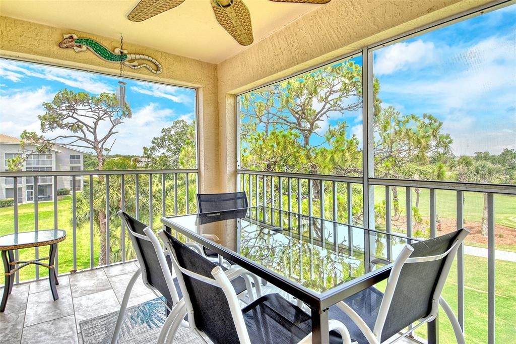 待售: $299,000 (2 贝兹, 2 浴室, 1106 平方英尺)