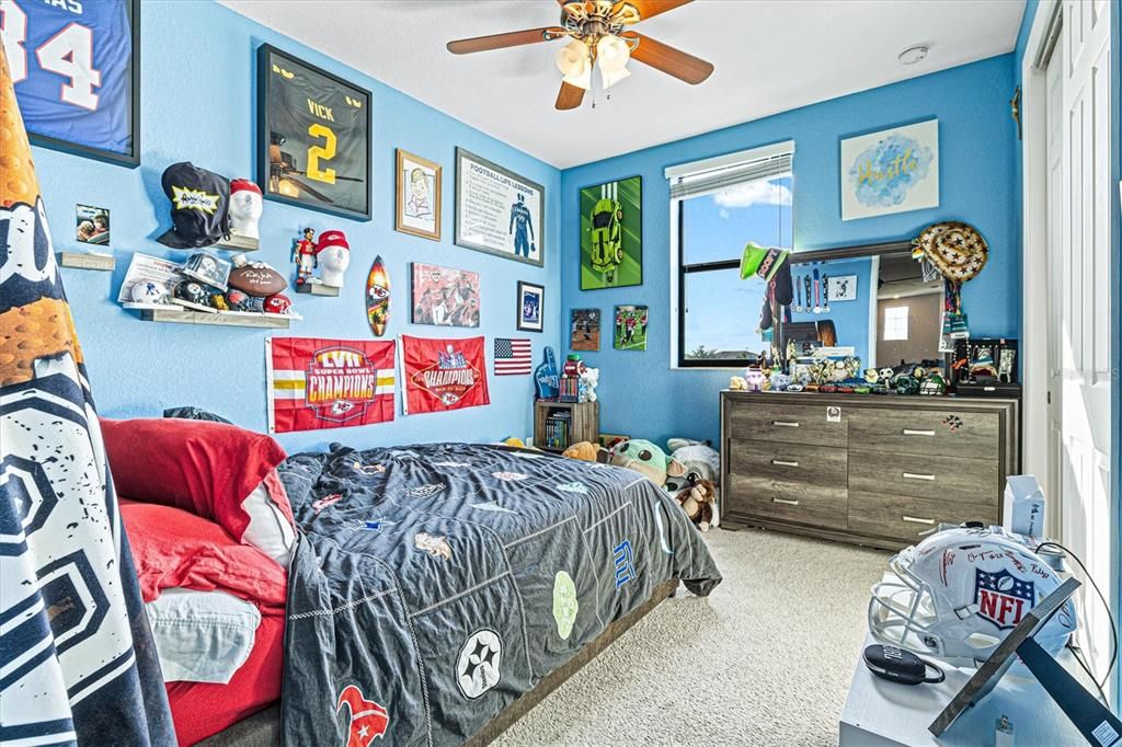 Active With Contract: $894,000 (6 beds, 4 baths, 3915 Square Feet)