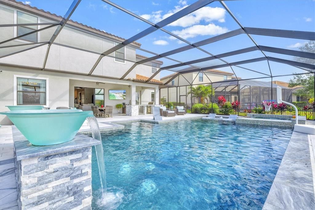 Active With Contract: $894,000 (6 beds, 4 baths, 3915 Square Feet)