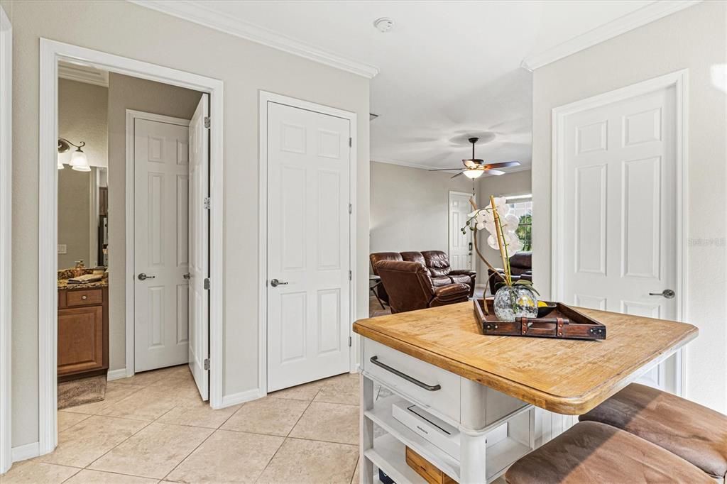 Active With Contract: $894,000 (6 beds, 4 baths, 3915 Square Feet)