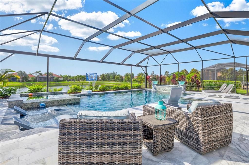 Active With Contract: $894,000 (6 beds, 4 baths, 3915 Square Feet)