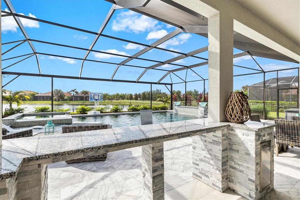 Active With Contract: $894,000 (6 beds, 4 baths, 3915 Square Feet)