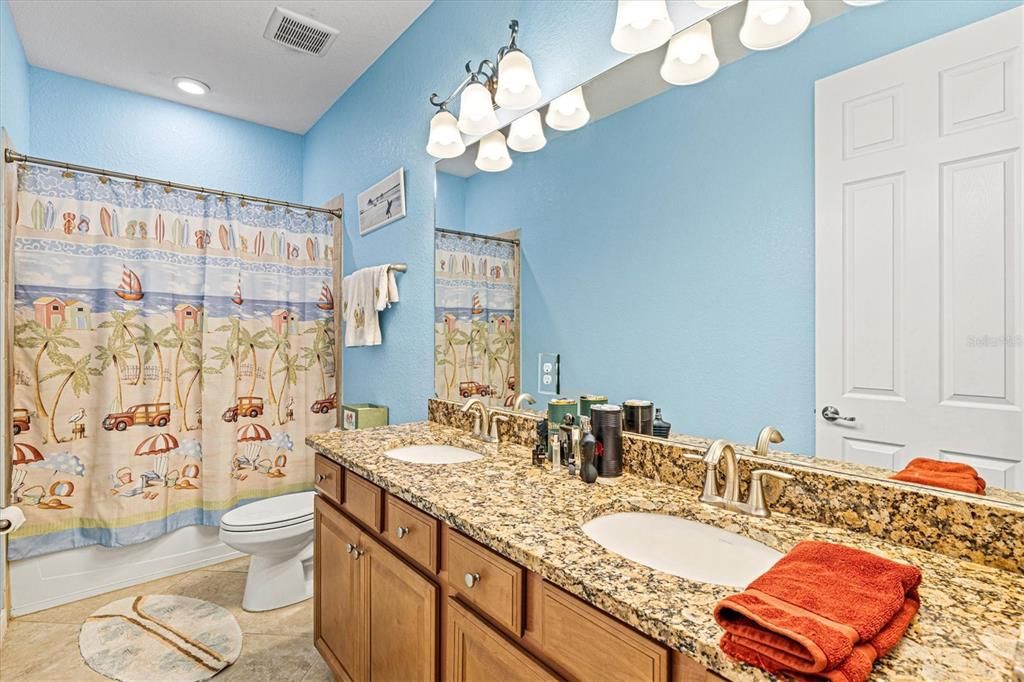 Active With Contract: $894,000 (6 beds, 4 baths, 3915 Square Feet)