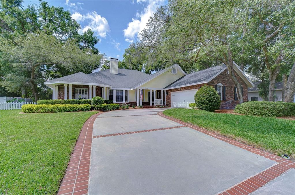 For Sale: $675,000 (4 beds, 3 baths, 2837 Square Feet)