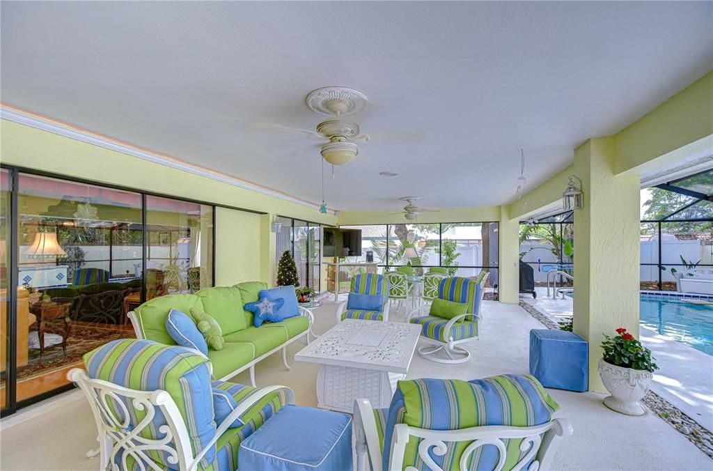 For Sale: $675,000 (4 beds, 3 baths, 2837 Square Feet)