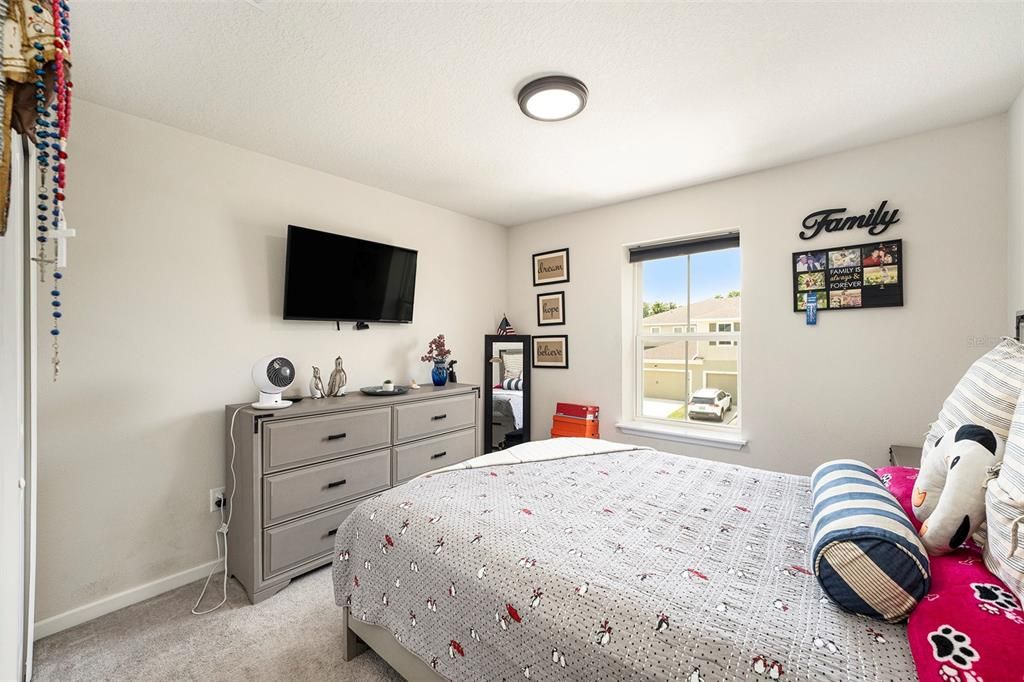 For Sale: $285,000 (3 beds, 2 baths, 1536 Square Feet)